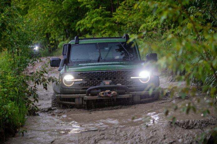 2022-Bronco-Everglades_-08.jpg