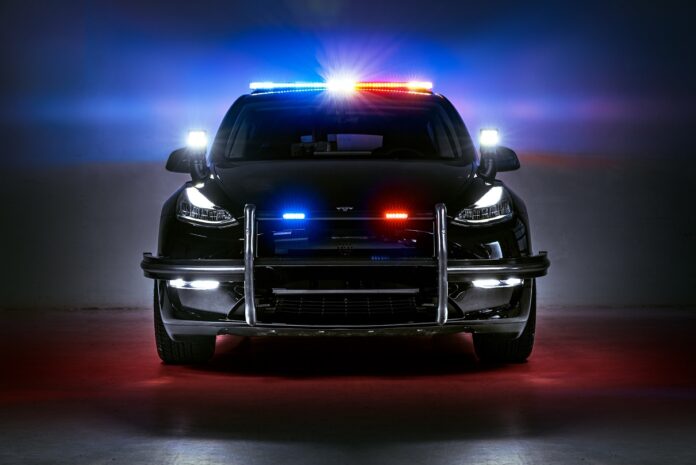tesla-police.jp2_.jpg