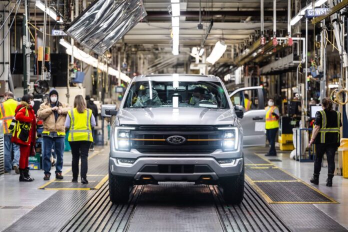 Ford_40MILF150_1.jpg