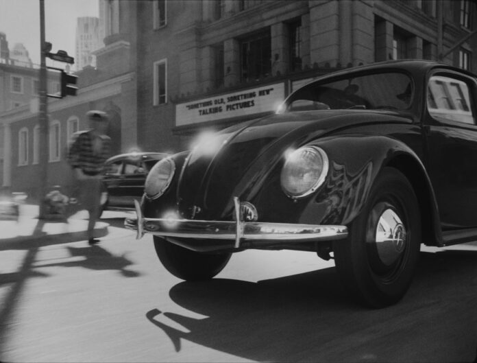 Large-17580-VolkswagendebutsAnAmericanLoveStoryextendedcutinadvanceofSuperBowlLVIIIadvertisement.jpg